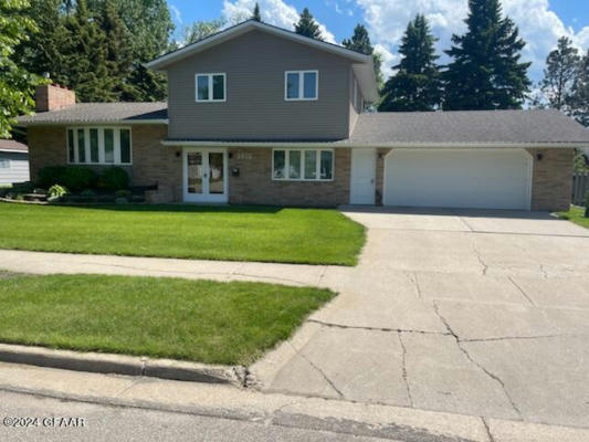 3615 9TH AVE N, GRAND FORKS, ND 58203 - Image 1