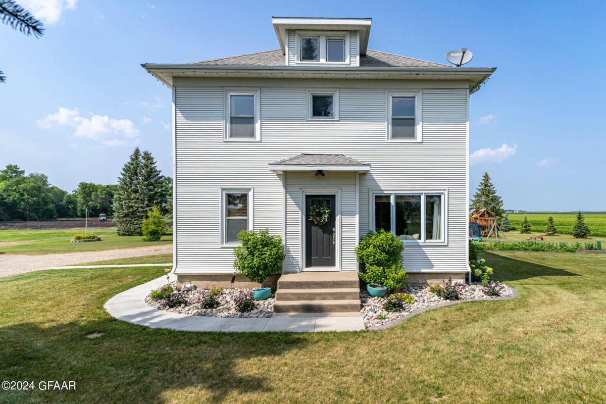 XX FARMHOUSE TO BE MOVED, CTY 15, MINTO, ND 58261, photo 1 of 37