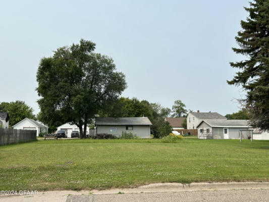 615 BURGAMOTT AVE, GRAFTON, ND 58237 - Image 1