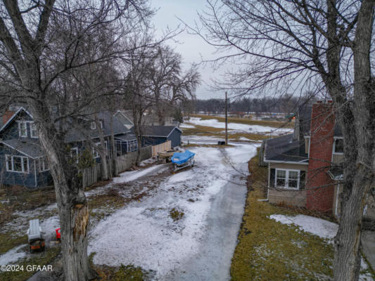 122 CONKLIN AVE, GRAND FORKS, ND 58203 - Image 1