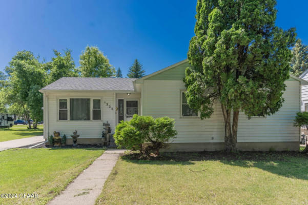 1226 S 9TH ST, GRAND FORKS, ND 58201 - Image 1